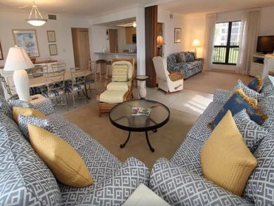 Sanibel Island Vacation Condo Great Views of the Beach